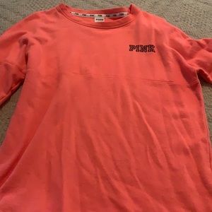 very warm and good quality sweatshirt